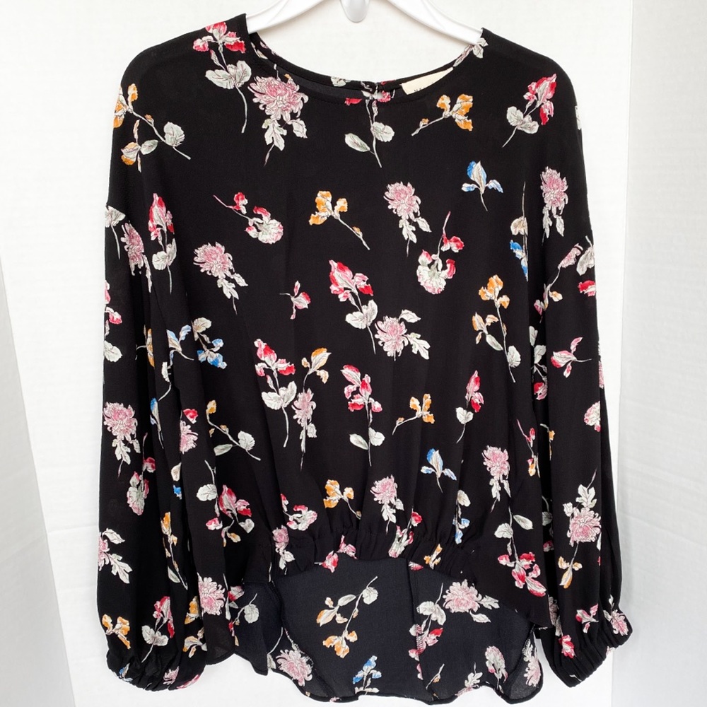 Melló Day | Black floral top